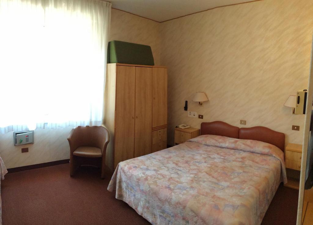 Eden Hotel Varazze Oda fotoğraf