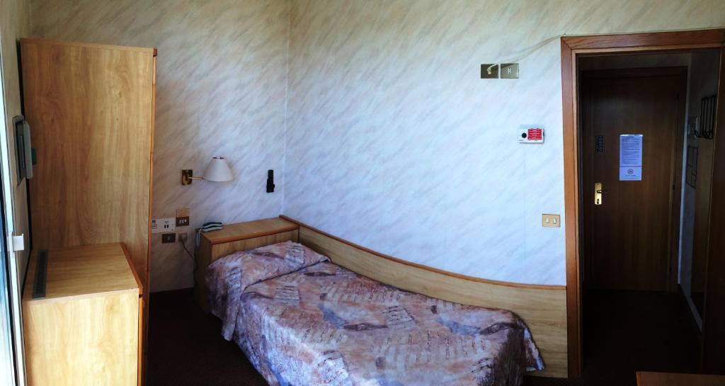 Eden Hotel Varazze Oda fotoğraf